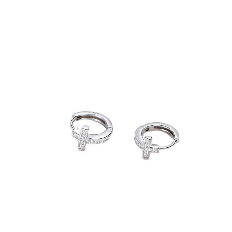 Φωτογραφία προϊόντος: Peach Jewelry,Tommy Hilfiger Peach Jewelry Σκουλαρίκια Κρικάκι Σταυρός Με Λευκά Ζιρκόν S Ασήμι 925 Επιχρυσωμένο Symbol