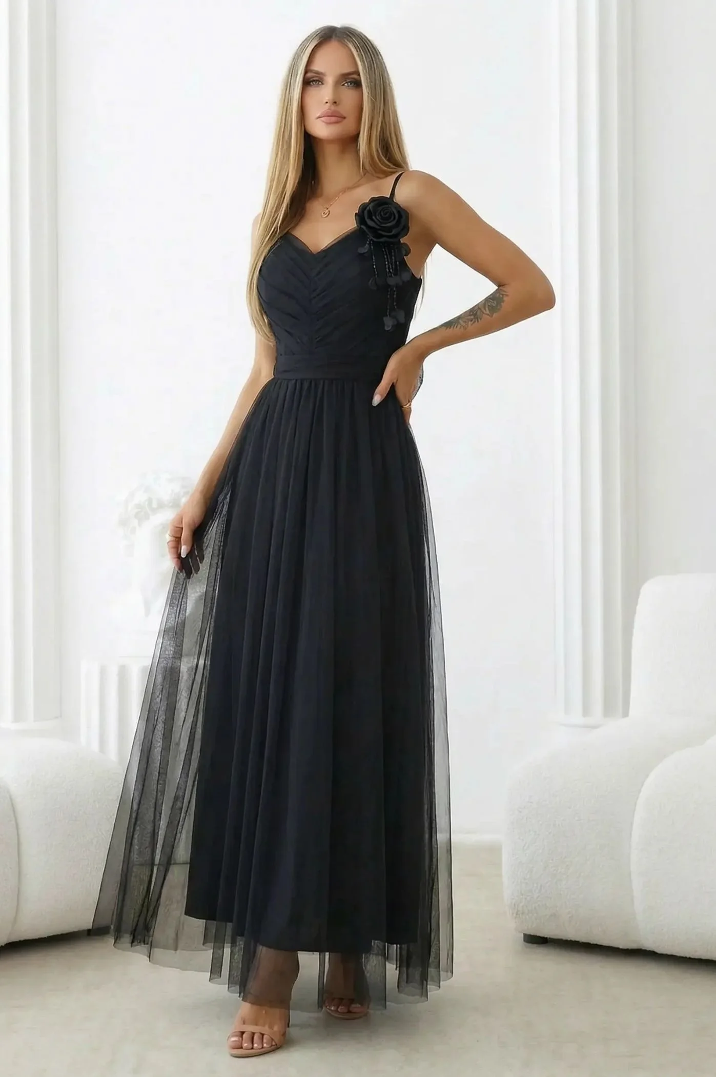 Φωτογραφία προϊόντος: Antithesis Clothing ΦΟΡΕΜΑ MAXI ΜΕ ΤΙΡΑΝΤΕΣ ΚΑΙ ΤΟΥΛΙ - ΜΑΥΡΟ