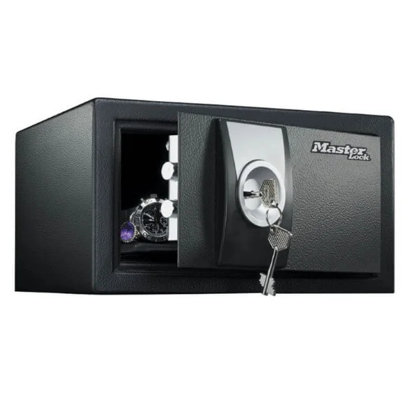 Φωτογραφία προϊόντος: MASTERLOCK MASTER LOCK X031ML Χρηματοκιβώτιο Ασφαλείας με Κλειδί 16.7X29.0X26.4cm