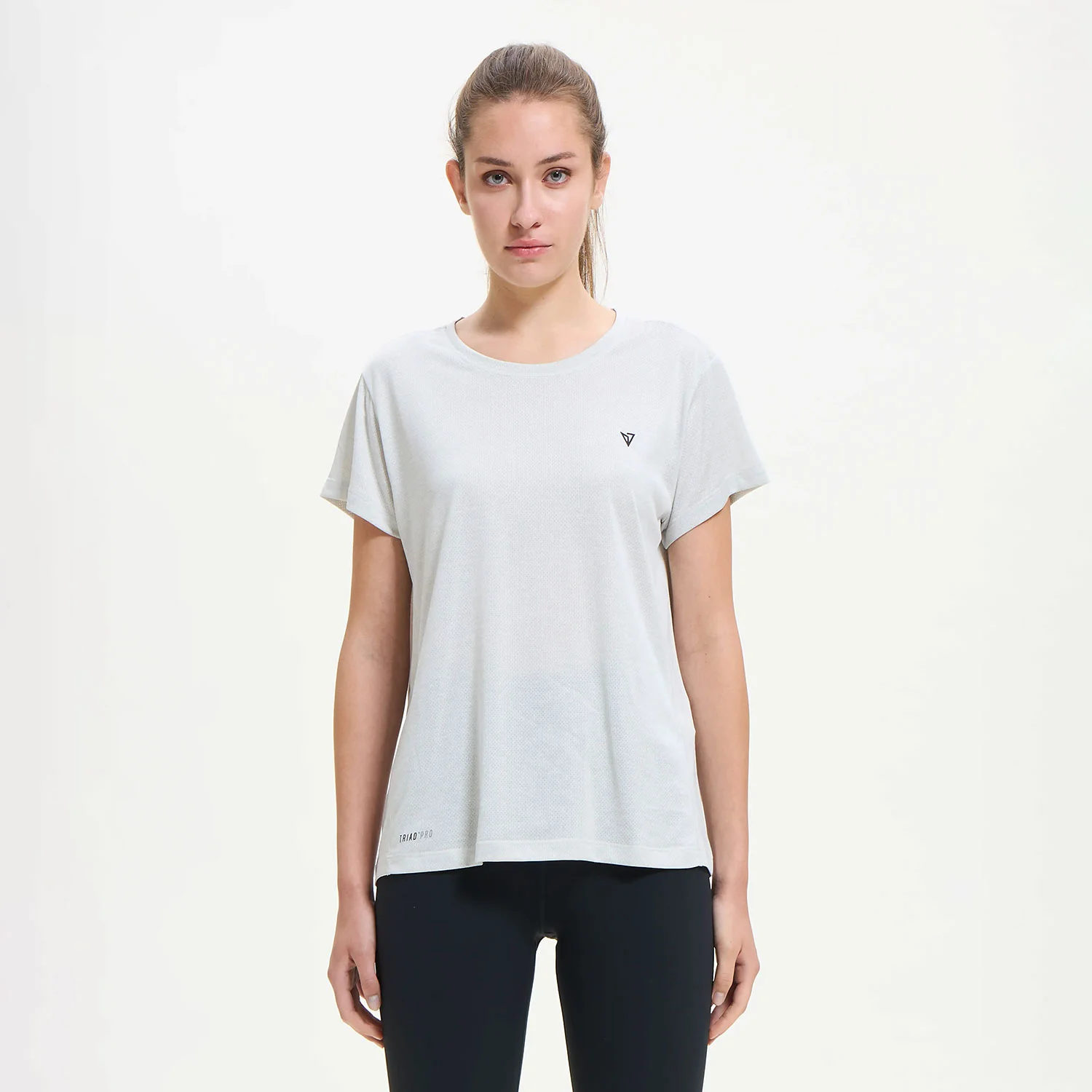 Φωτογραφία προϊόντος: MAGNETIC NORTH WOMEN'S TECH CREWNECK RUNNING T-SHIRT ΑΣΠΡΟ