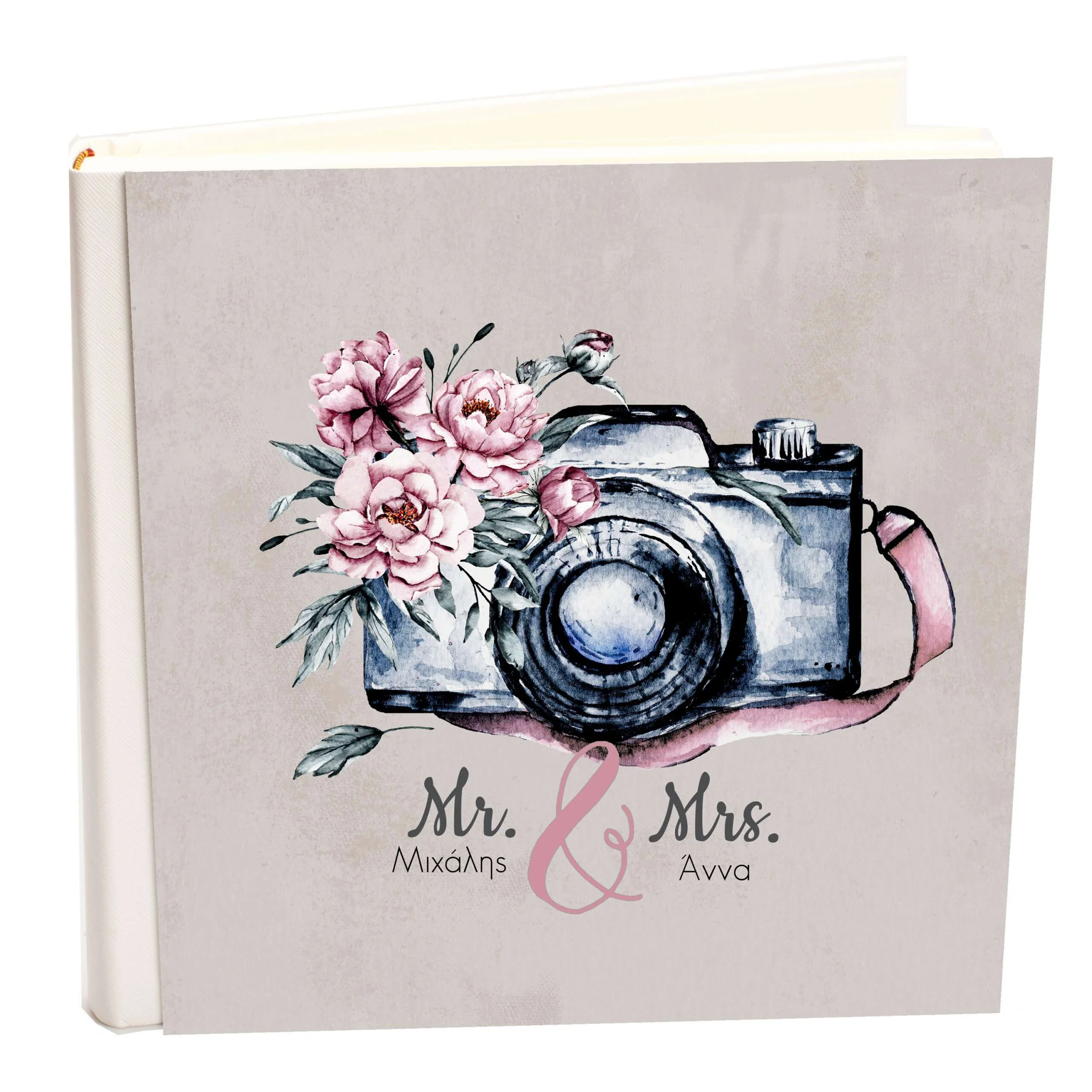 Φωτογραφία προϊόντος: HOPER Άλμπουμ my album camera boho style με όνομα Mανώλης Άννα άλμπουμ με ριζόχαρτο 24x24cm και κουτί άλμπουμ