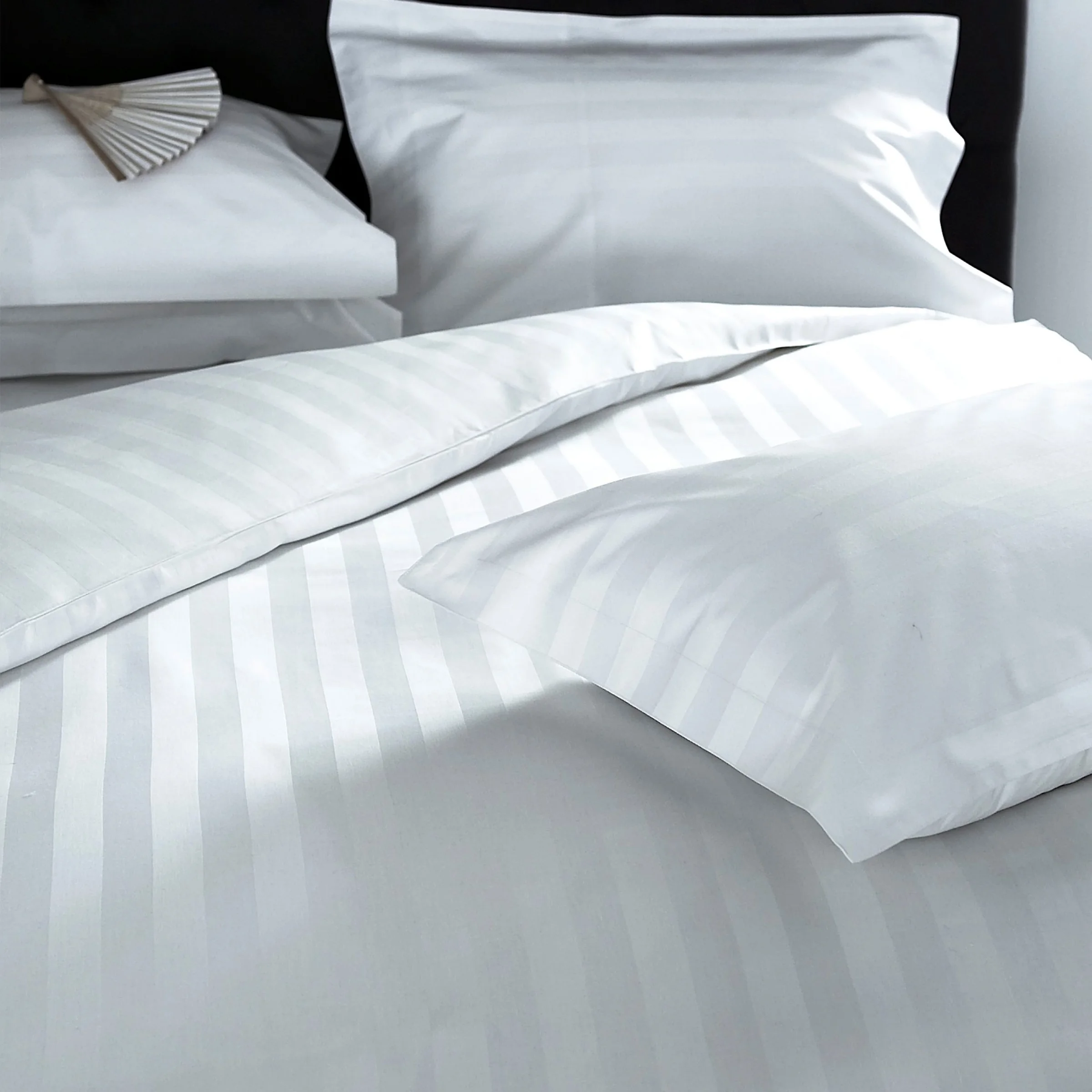Φωτογραφία προϊόντος: ΜΑΞΙΛΑΡΟΘΗΚΗ OXFORD COTTON SUPERB LINE SATIN STRIPE 2CM TC300 COTTON 100% 55X75cm+5cm - LE BLANC