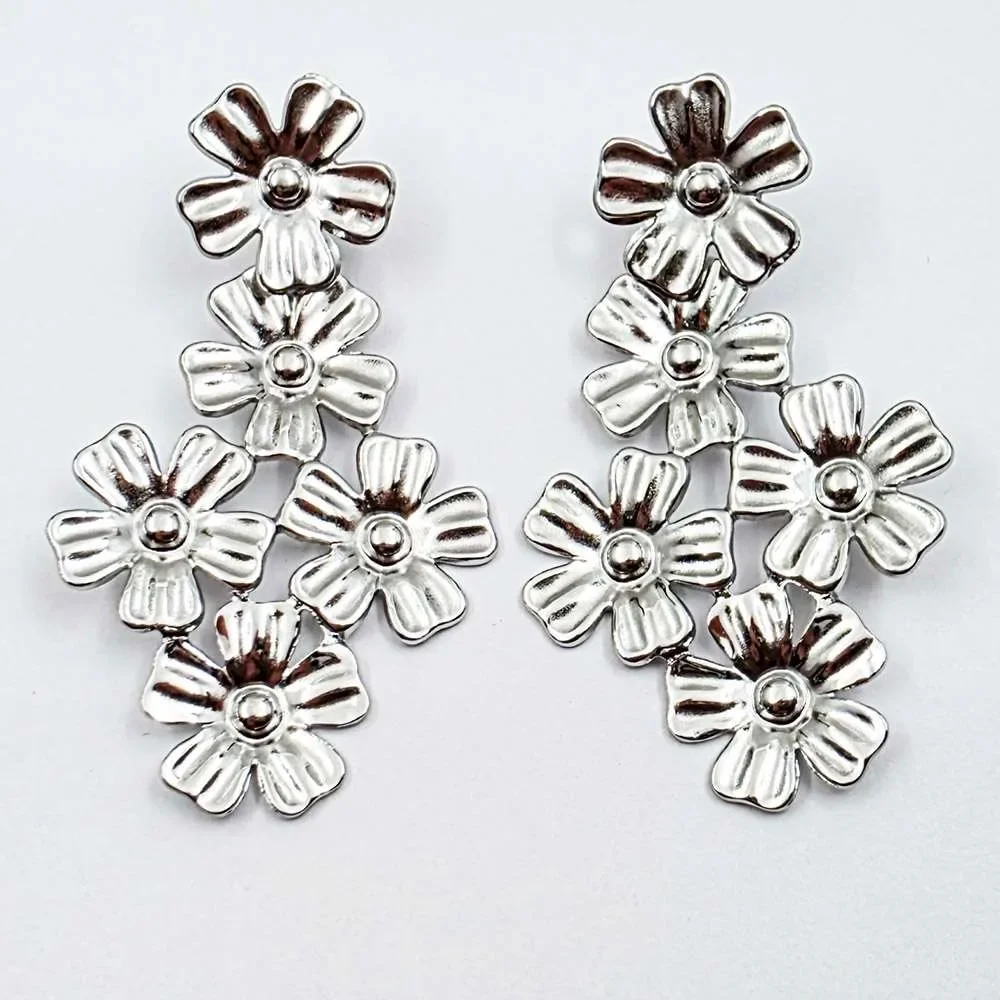 Φωτογραφία προϊόντος: OEM Blossoms steel earrings