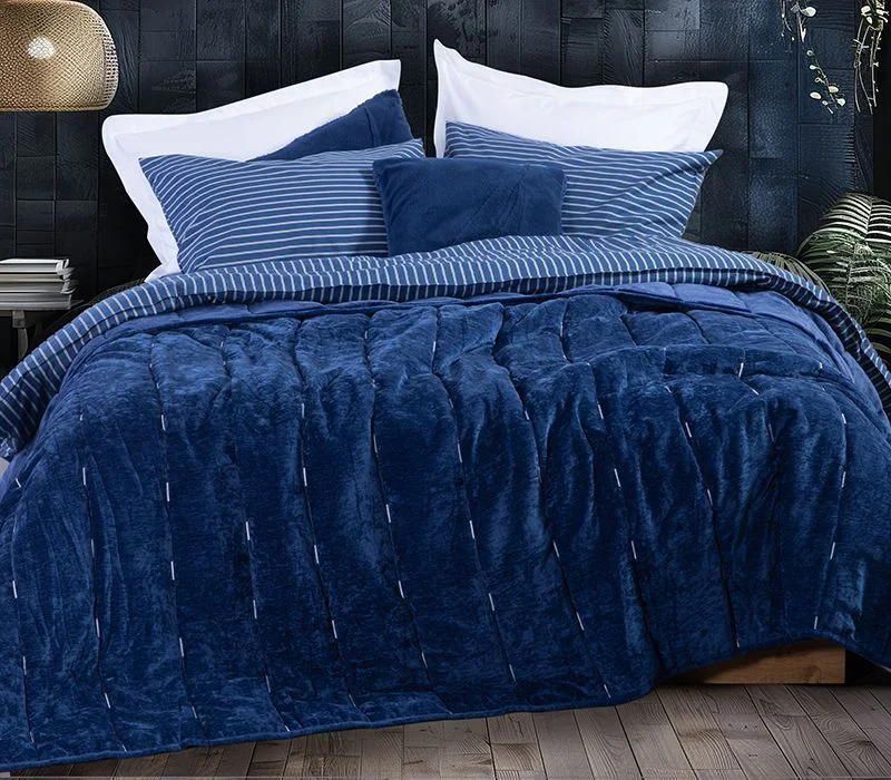 Φωτογραφία προϊόντος: Nautica Nef-Nef Homeware ΚΟΥΒΕΡΤΑ-ΠΑΠΛΩΜΑ ΠΟΛ.NAU COAST 240X220 TRUE NAVY