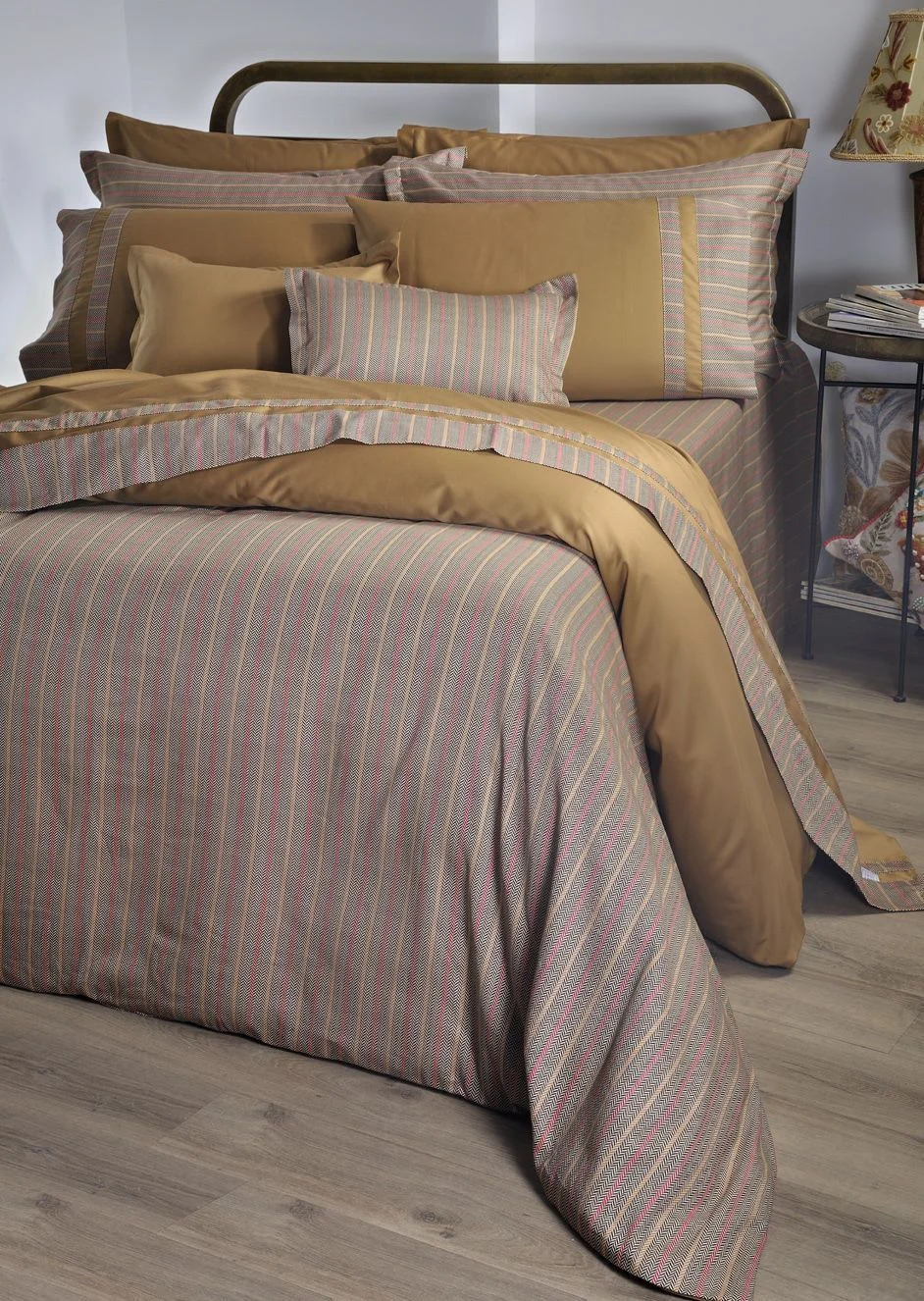 Φωτογραφία προϊόντος: Down Town Παπλ/θήκη King 250x260 845 Multistripe
