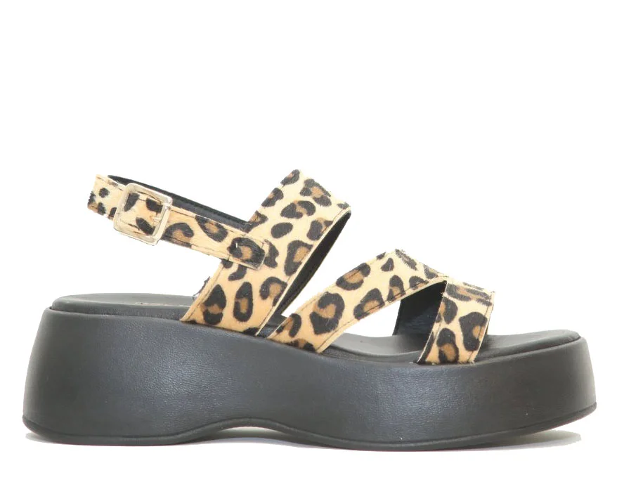 Φωτογραφία προϊόντος: Anteos Shoes Anteos 2025-42 Γυναικεία Ανατομικά Πέδιλα από Eco σε Λεοπάρ χρώμα