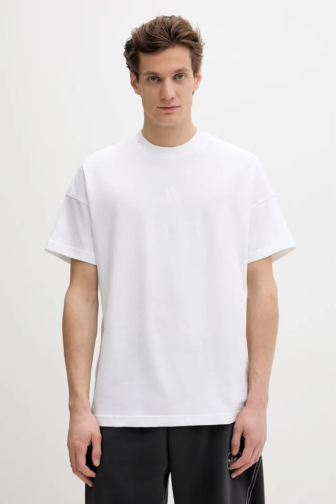 Φωτογραφία προϊόντος: Adidas Sportswear ALL SZN Ανδρικό T-Shirt ΛΕΥΚΟ