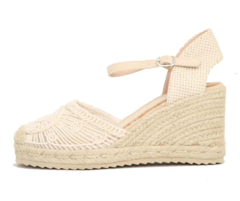 Φωτογραφία προϊόντος: Anteos Shoes Anteos 2025-AM180 Γυναικεία Εσπαντρίγια με Φιλτιρέ και Μπεζ Κέντημα σε Μπεζ χρώμα
