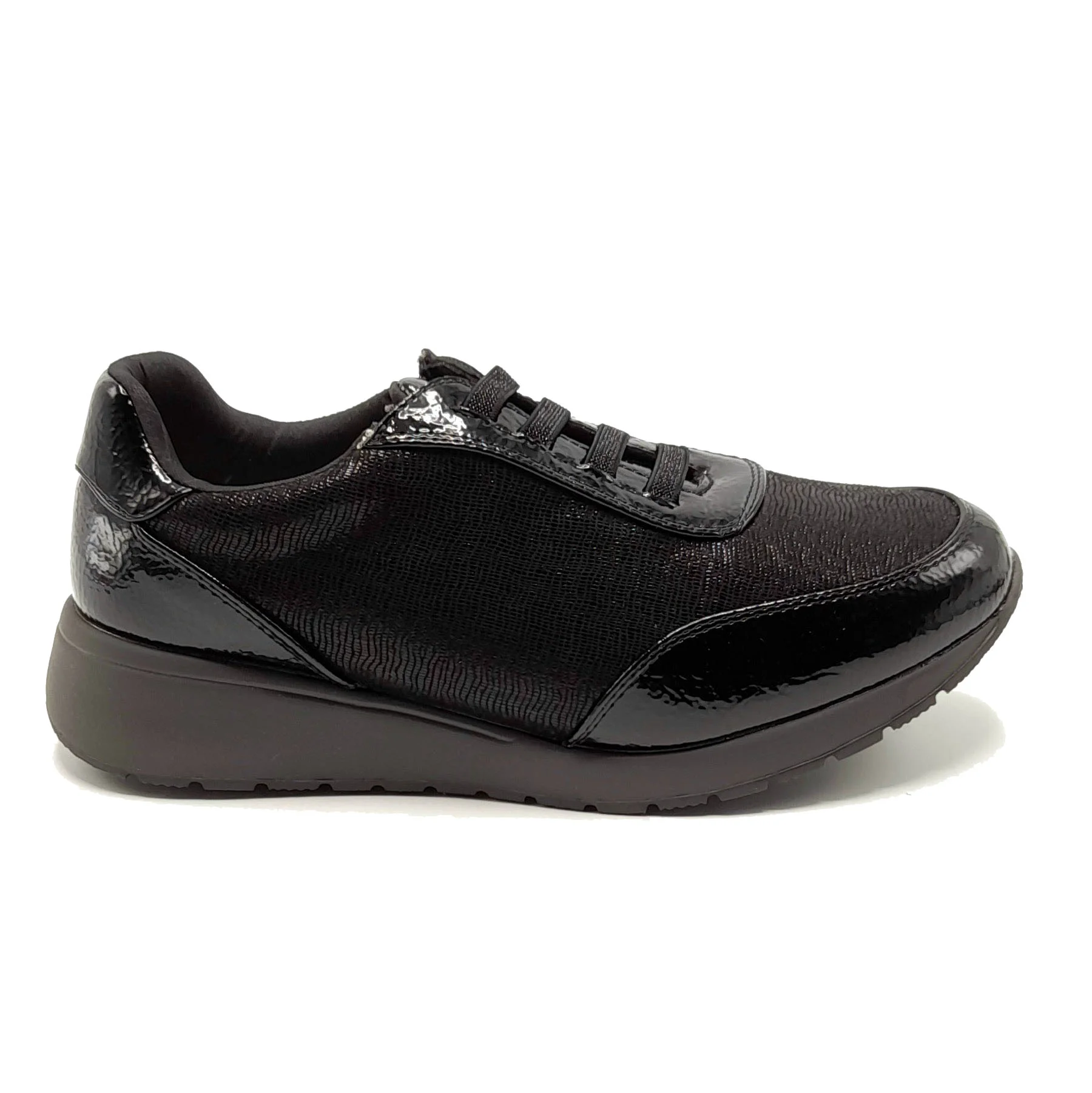 Φωτογραφία προϊόντος: Treintas Shoes Treintas Γυναικεία Sneakers L-4261 Με τεχνολογία Water Proff σε Μαύρο χρώμα