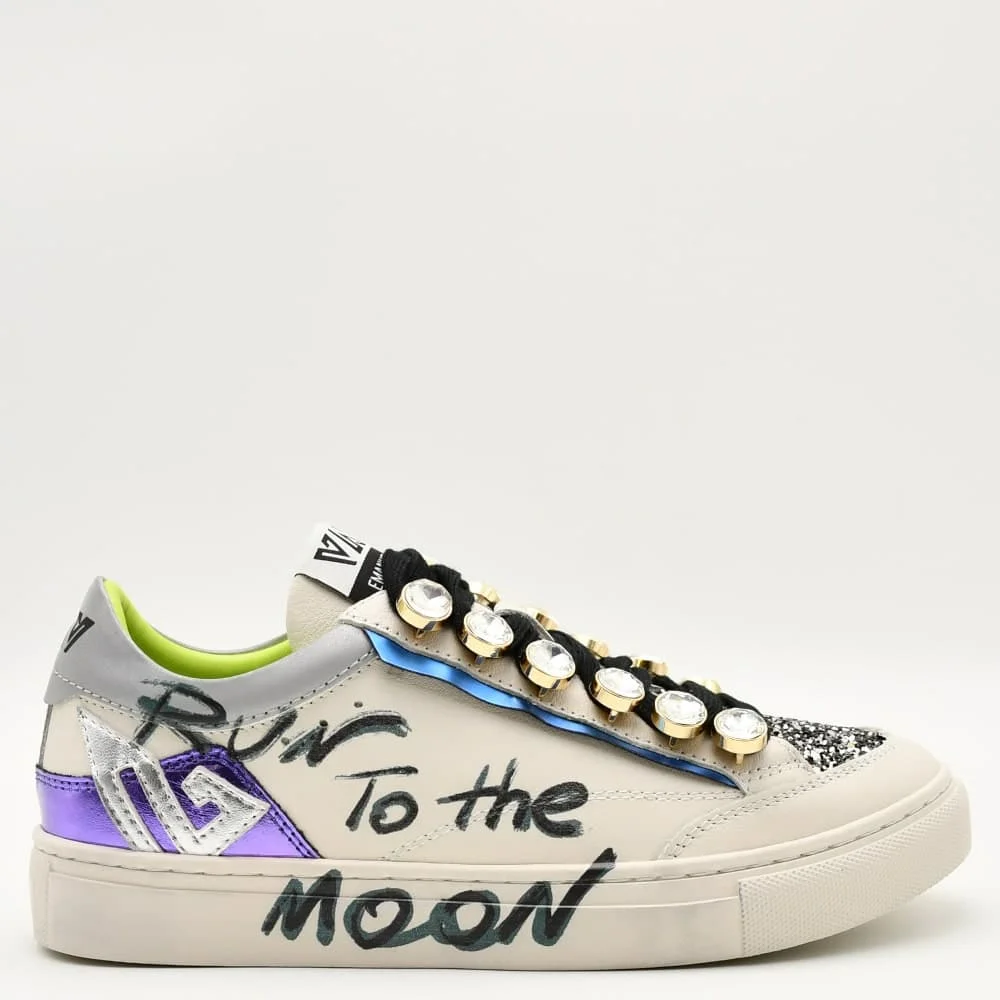Φωτογραφία προϊόντος: Sneakers Γυναικεία Emanuelle Vee 700-35 σε λευκό δέρμα με λεπτομέρειες στρας