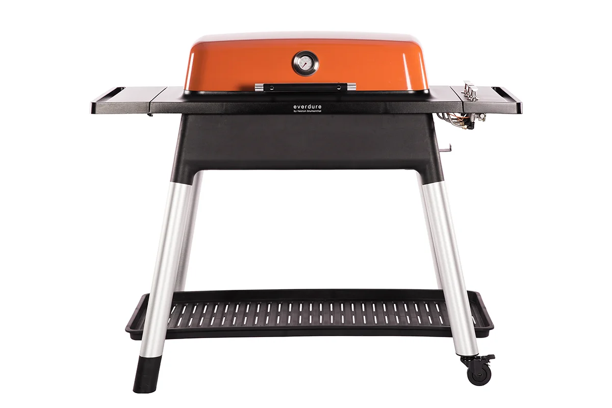 Φωτογραφία προϊόντος: EVERDURE FURNACE EV037748 by Heston Blumenthal. Barbeque γκαζιού (Orange). Διαστάσεις: 131Χ74,3Χ106,7CM (ΠΧΒΧΥ). Διαστ. Ψησίματος: 73Χ41CM
