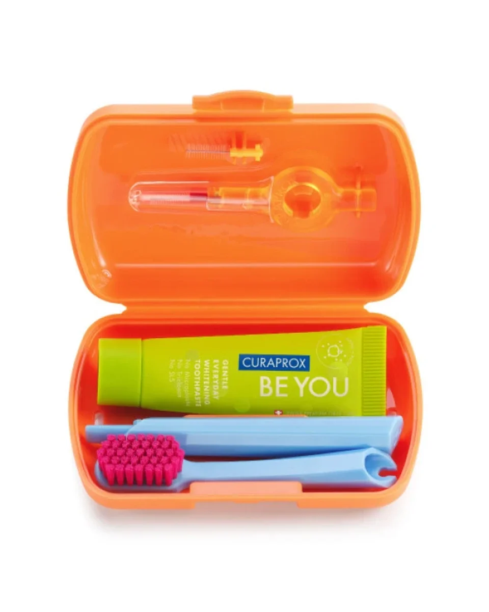 Φωτογραφία προϊόντος: Curaprox,Curaprox Toothbrushes,Curaprox Toothpastes Curaprox Travel Set Στοματικής Υγιεινής Ταξιδιού Πορτοκαλί, 5Τεμάχια