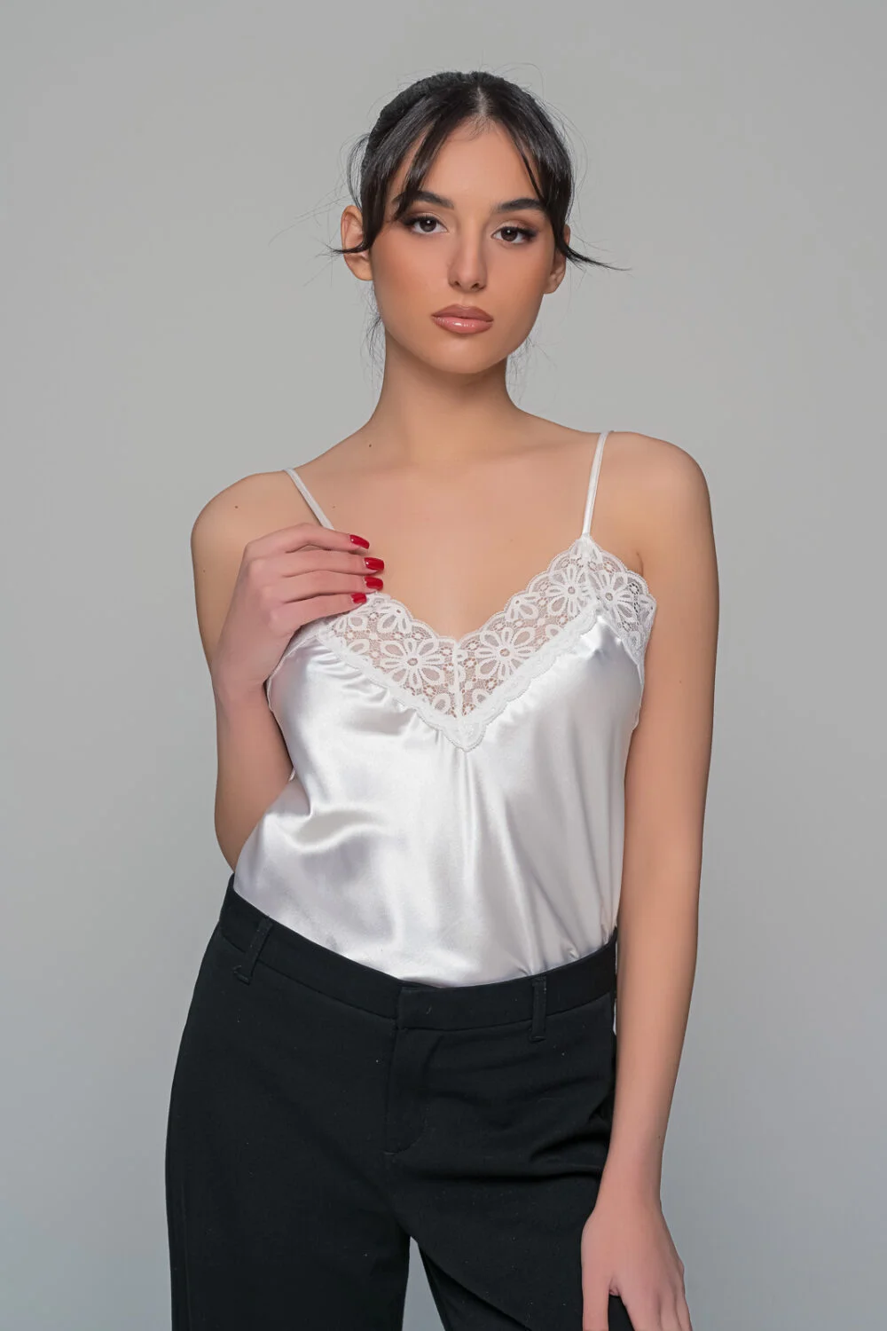 Φωτογραφία προϊόντος: Milena By Paris Σατέν Lingerie Top με Δαντέλα - Ιβουάρ
