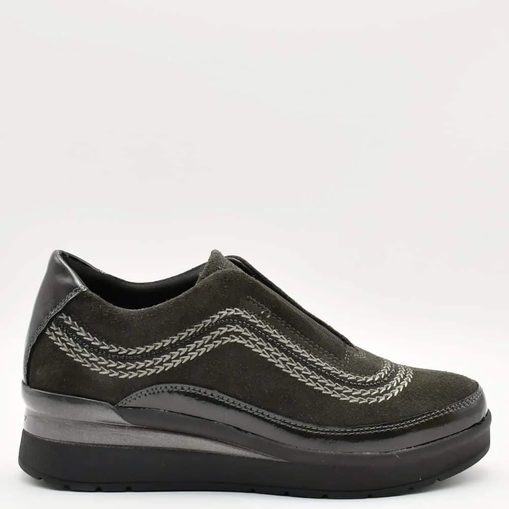 Φωτογραφία προϊόντος: Sneakers Γυναικεία Stonefly 221726 05O Cream 17 σε γκρι σουετ δέρμα