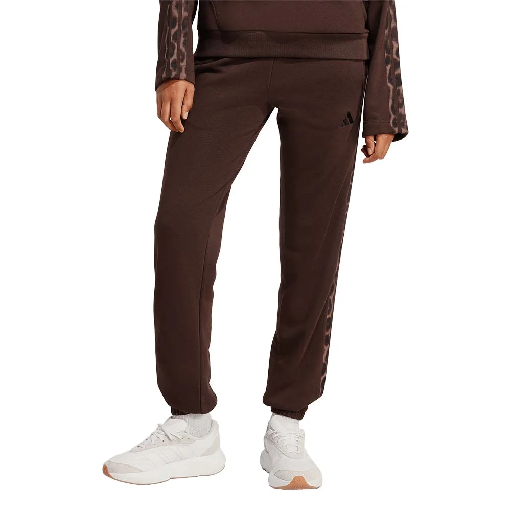 Φωτογραφία προϊόντος: adidas Sportswear Women's Allover Animal Print French Terry Pants Καφέ KA4720 (adidas Sportswear)