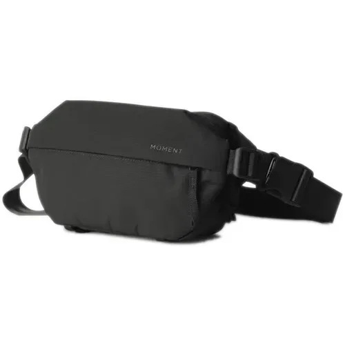 Φωτογραφία προϊόντος: GR Moment Everything Sling Black 2L έως 12 άτοκες δόσεις ή 24 δόσεις