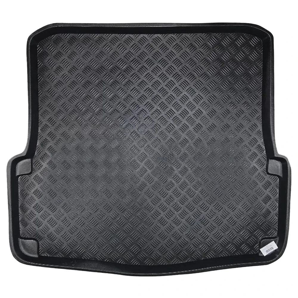 Φωτογραφία προϊόντος: Skoda Octavia II (2004-2013) Combi πατάκι πορτ μπαγκάζ πλαστικό μαύρο σκαφάκι M-Plast - 1τμχ