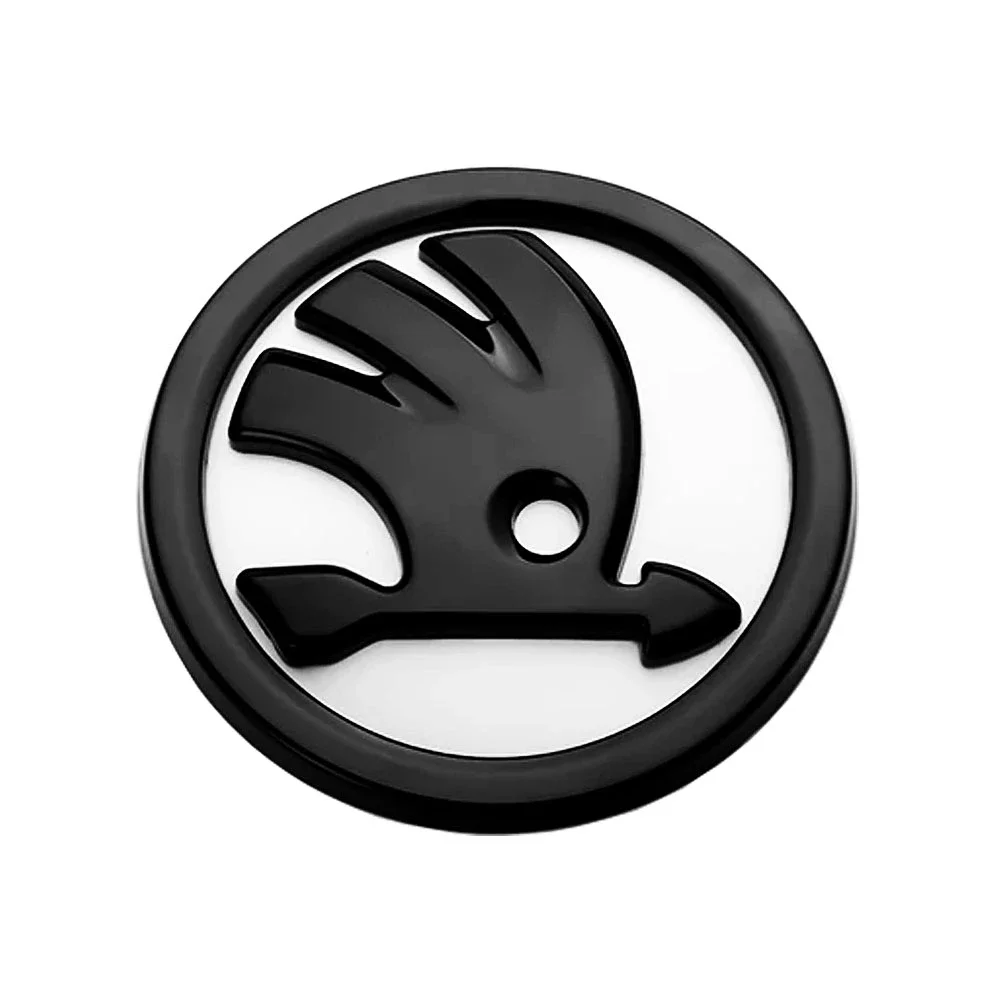 Φωτογραφία προϊόντος: OEM Αυτοκόλλητο σήμα Skoda καπό - πορτ μπαγκάζ 9cm μαύρο-λευκό 1τμχ