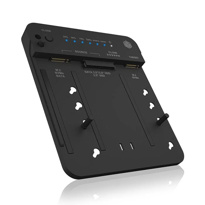 Φωτογραφία προϊόντος: ICY BOX Docking Station για σκληρούς δίσκους 1x SATA HDD/SSD 2.5\" & 3,5\" και 2x M.2 με σύνδεση USB 3.2 Gen 2x1 και λειτουργία Cloning.
