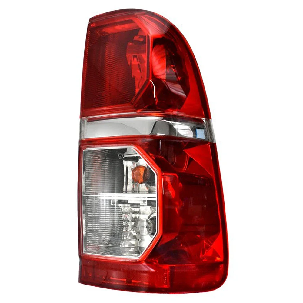 Φωτογραφία προϊόντος: OEM Πίσω φανάρι Toyota Hilux Vigo 2011-2015 δεξί με φανό όπισθεν 1τμχ