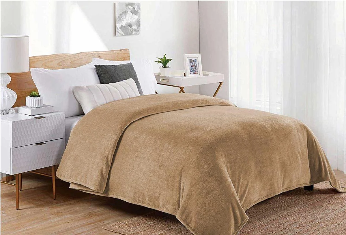 Φωτογραφία προϊόντος: DIMcol ΚΟΥΒΕΡΤΑ CORAL FLEECE Polyester 220X240 Μονόχρωμη 02 Beige