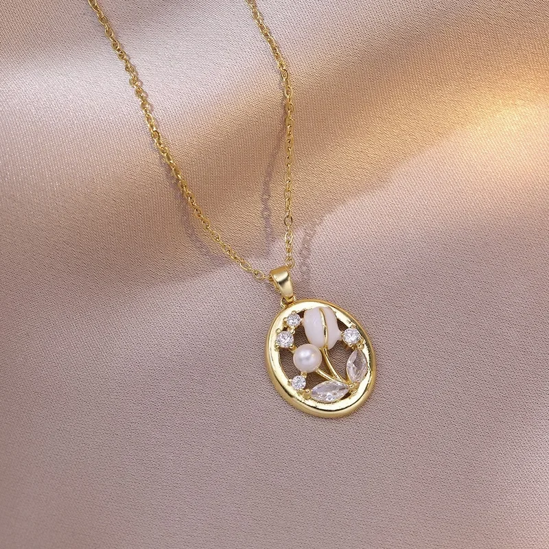 Φωτογραφία προϊόντος: Peach Jewelry Peach Jewerly Κολιέ Από Χάλυβα Τιτανίου Και Χαλκό Επιχρυσωμένο Λουλούδι