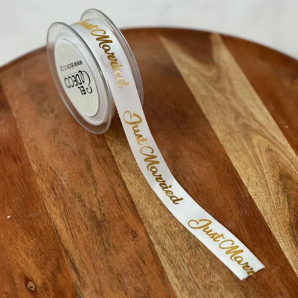 Φωτογραφία προϊόντος: ED Collection ΚΟΡΔΕΛΑ ΣΑΤΕΝ JUST MARRIED 2,5CMX9M ΛΕΥΚΗ (ΧΡΥΣΟ)