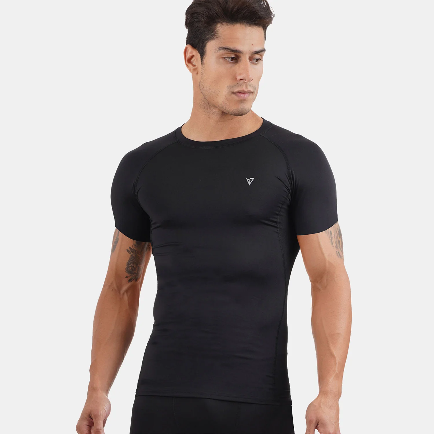 Φωτογραφία προϊόντος: MAGNETIC NORTH MEN'S COMPRESSION T-SHIRT ΜΑΥΡΟ
