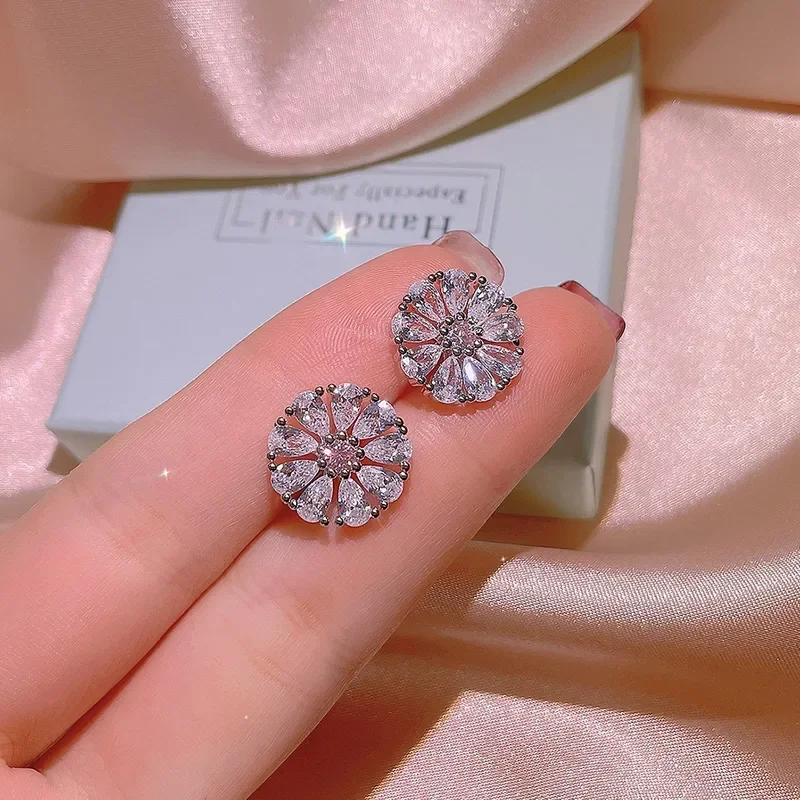 Φωτογραφία προϊόντος: Peach Jewelry Peach Jewerly Γυναικεία Σκουλαρίκια Λουλούδι Από Χάλυβα Τιτανίου