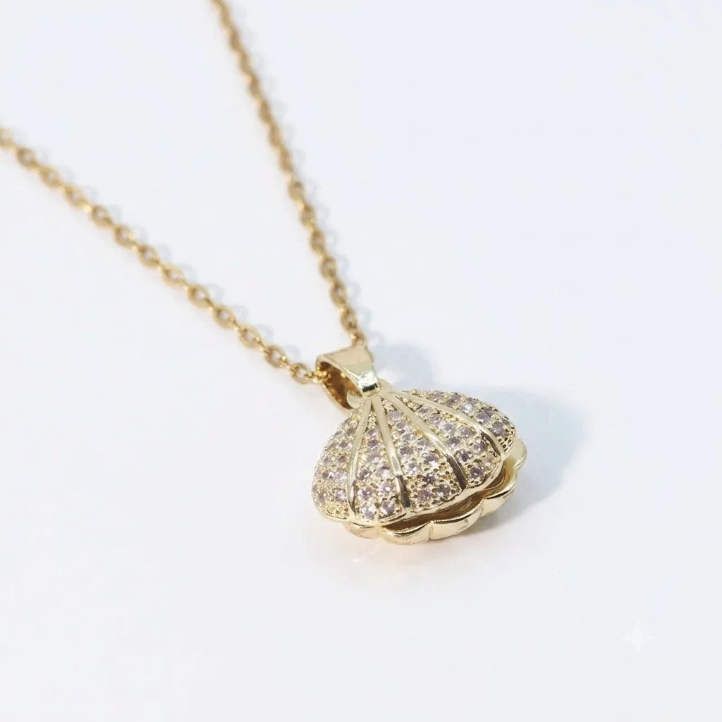 Φωτογραφία προϊόντος: Peach Jewelry Peach Jewerly Μενταγιόν Ανοξείδωτο Ατσάλι Κοχύλι με Κρυμμένο Τεχνητό Μαργαριτάρι Χρυσό