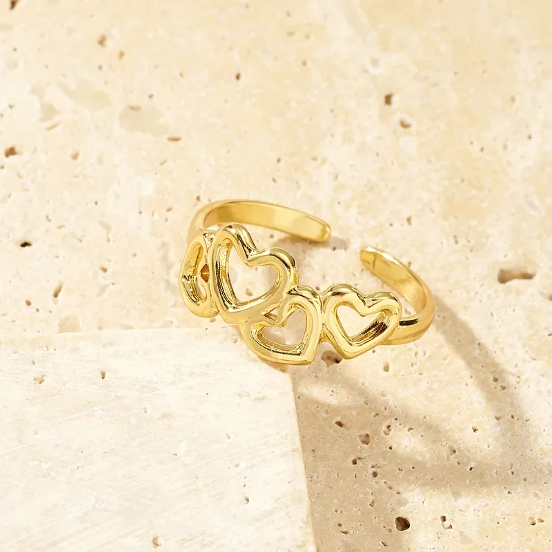 Φωτογραφία προϊόντος: Peach Jewelry Peach Jewerly Δαχτυλίδι Ανοξείδωτο Ατσάλι Επιχρυσωμένο Με Καρδιές