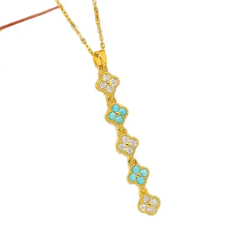 Φωτογραφία προϊόντος: Peach Jewelry Peach Jewerly Κολιέ Από Χάλυβα Τιτανίου Και Χαλκό Επιχρυσωμένο Με Λουλούδια Λευκά-Γαλάζια