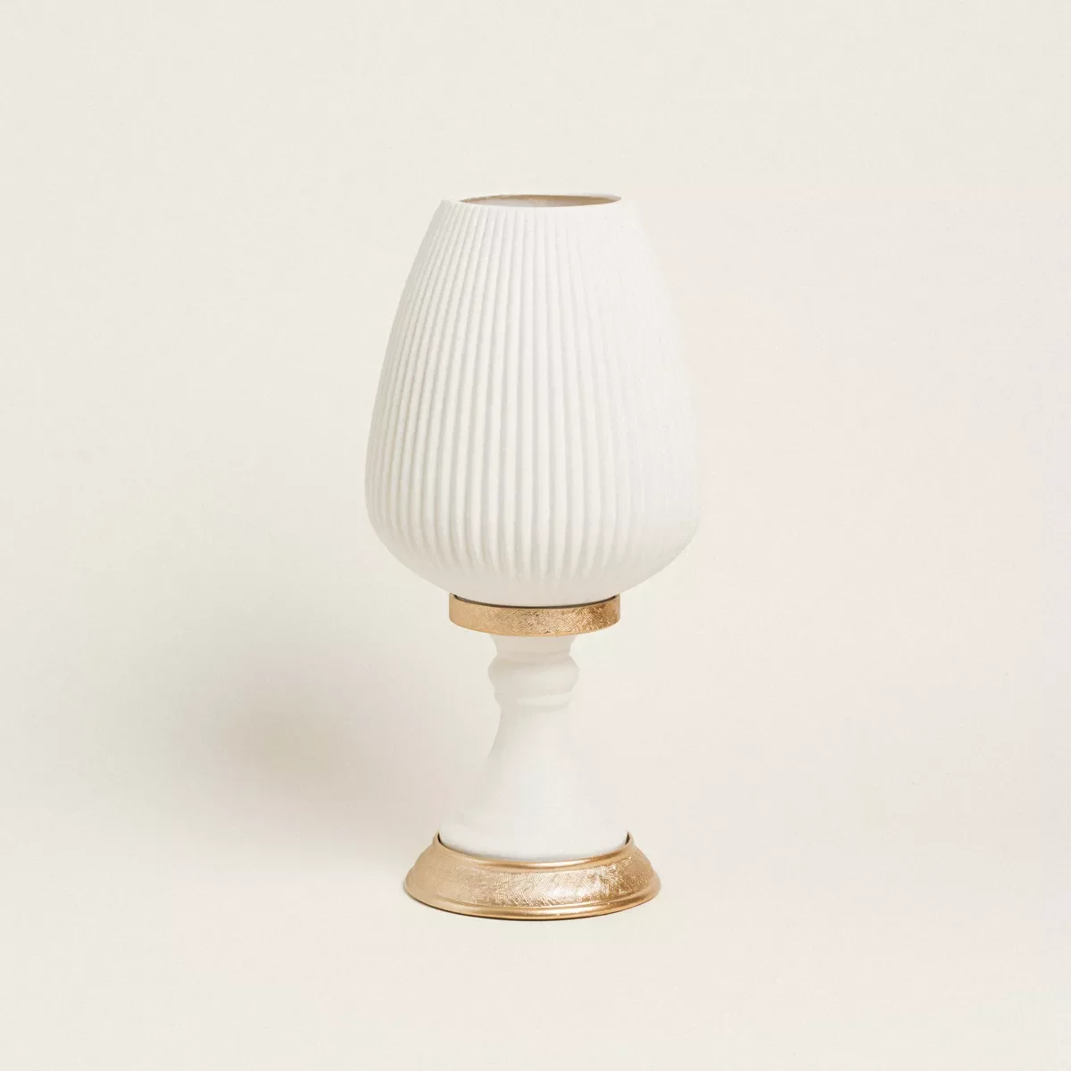 Φωτογραφία προϊόντος: Beauty Home Βάζο εκρού με βάση 48 cm