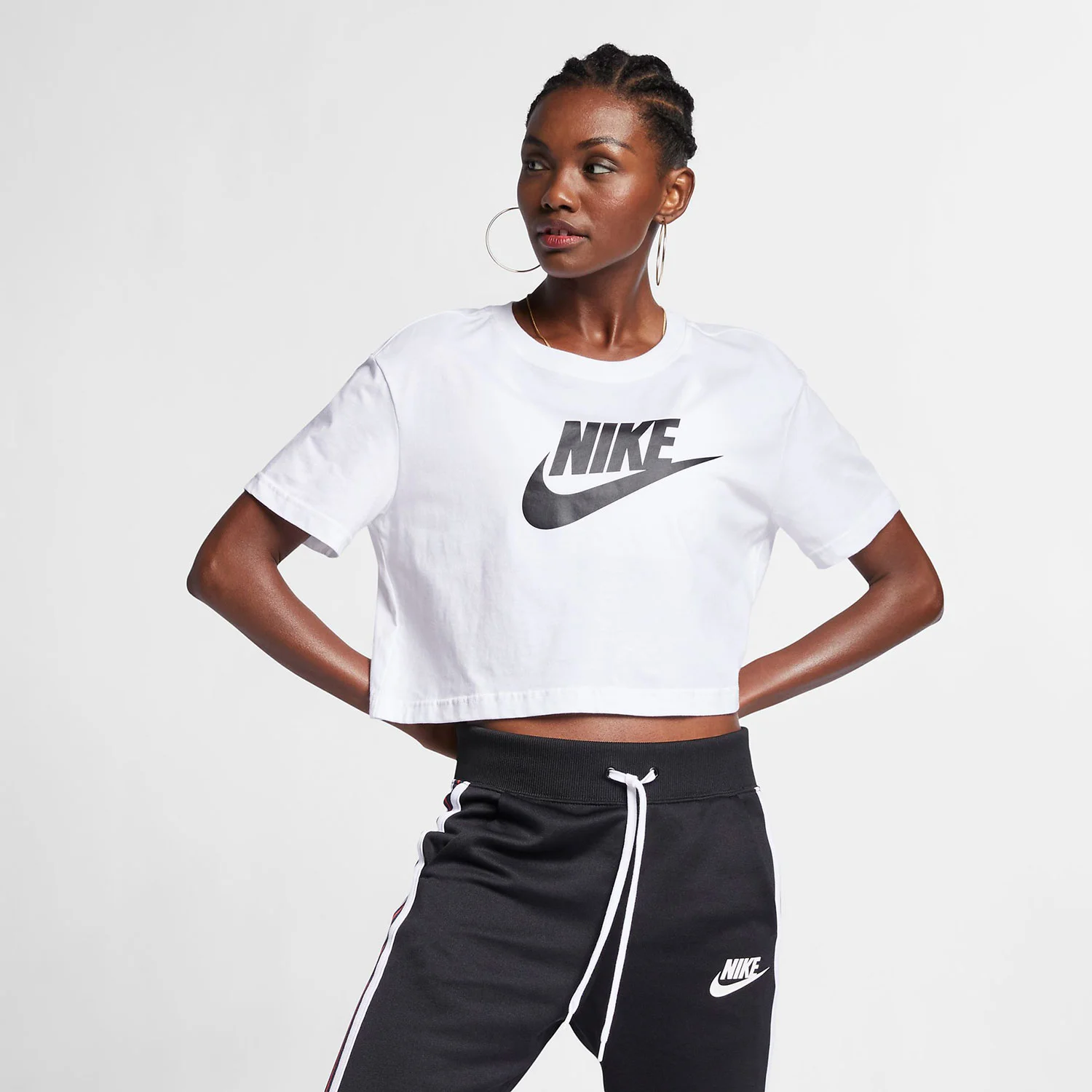 Φωτογραφία προϊόντος: NIKE SPORTSWEAR ESSENTIAL CROPPED TEE ΑΣΠΡΟ
