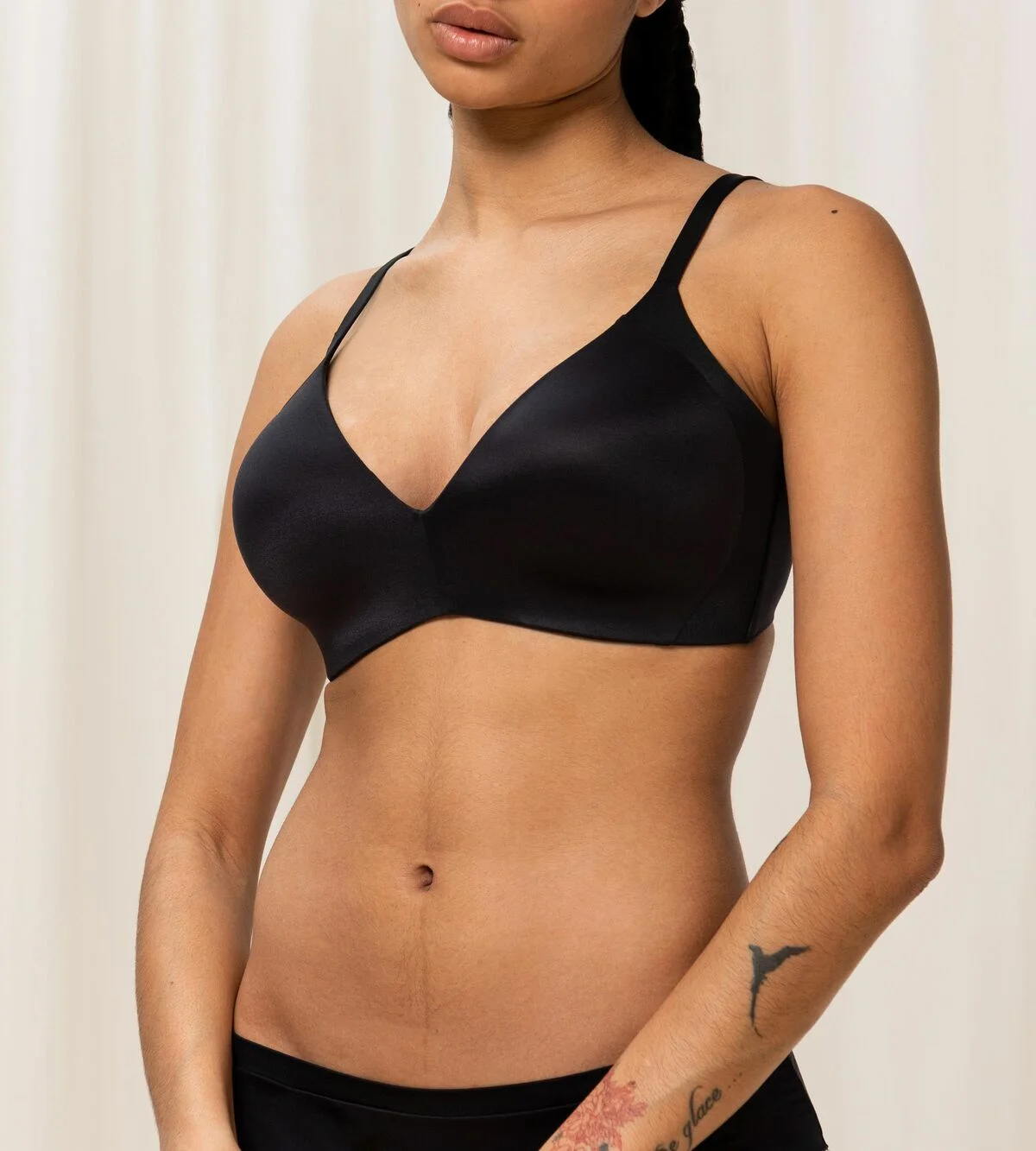 Φωτογραφία προϊόντος: Triumph Body Make-up Soft Touch P EX - %ce%bc%ce%b1%cf%85%cf%81%ce%bf , 90B