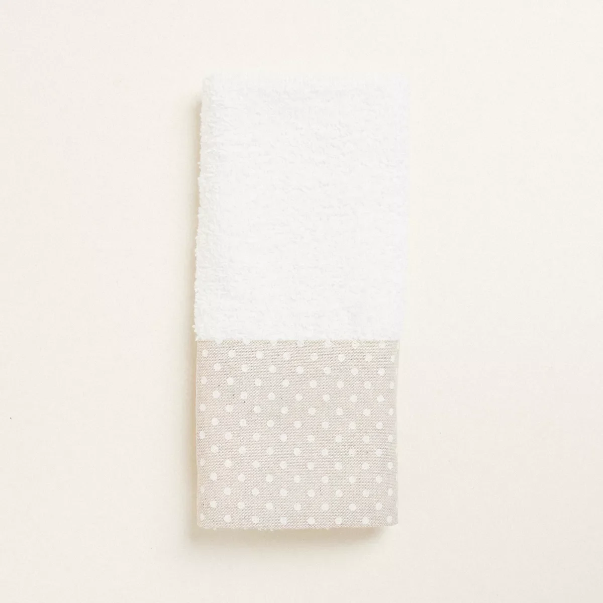 Φωτογραφία προϊόντος: Beauty Home ΠΕΤΣΕΤΑ 30 x 50 cm ΛΕΥΚΟ ΠΟΥΑ