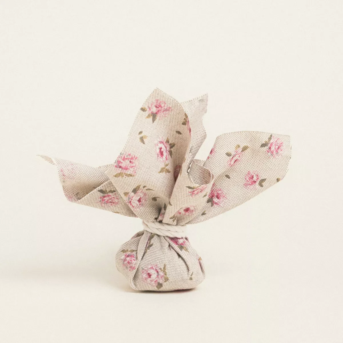 Φωτογραφία προϊόντος: Beauty Home ΜΑΝΤΗΛΙ 27 x 27 cm ΜΙΝΙ ΦΛΟΡΑΛ ΜΠΕΖ