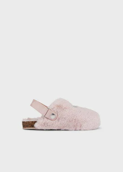 Φωτογραφία προϊόντος: MAYORAL SHOES Παιδικές παντόφλες γουνάκι Mayoral κορίτσι 2 έως 9 ετών